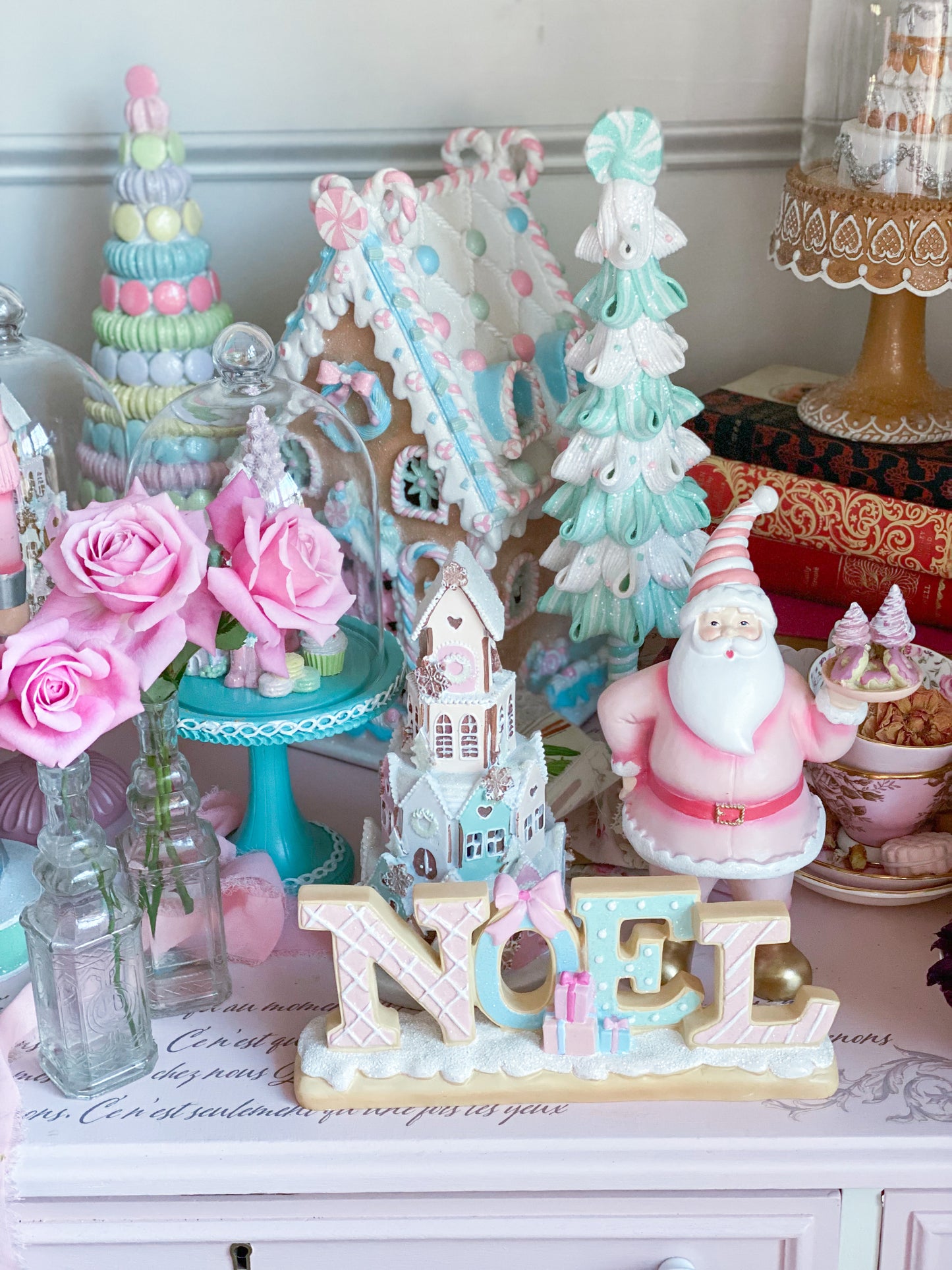 Bespoke Noel Gingerbread Sign w/ pink bow & packages