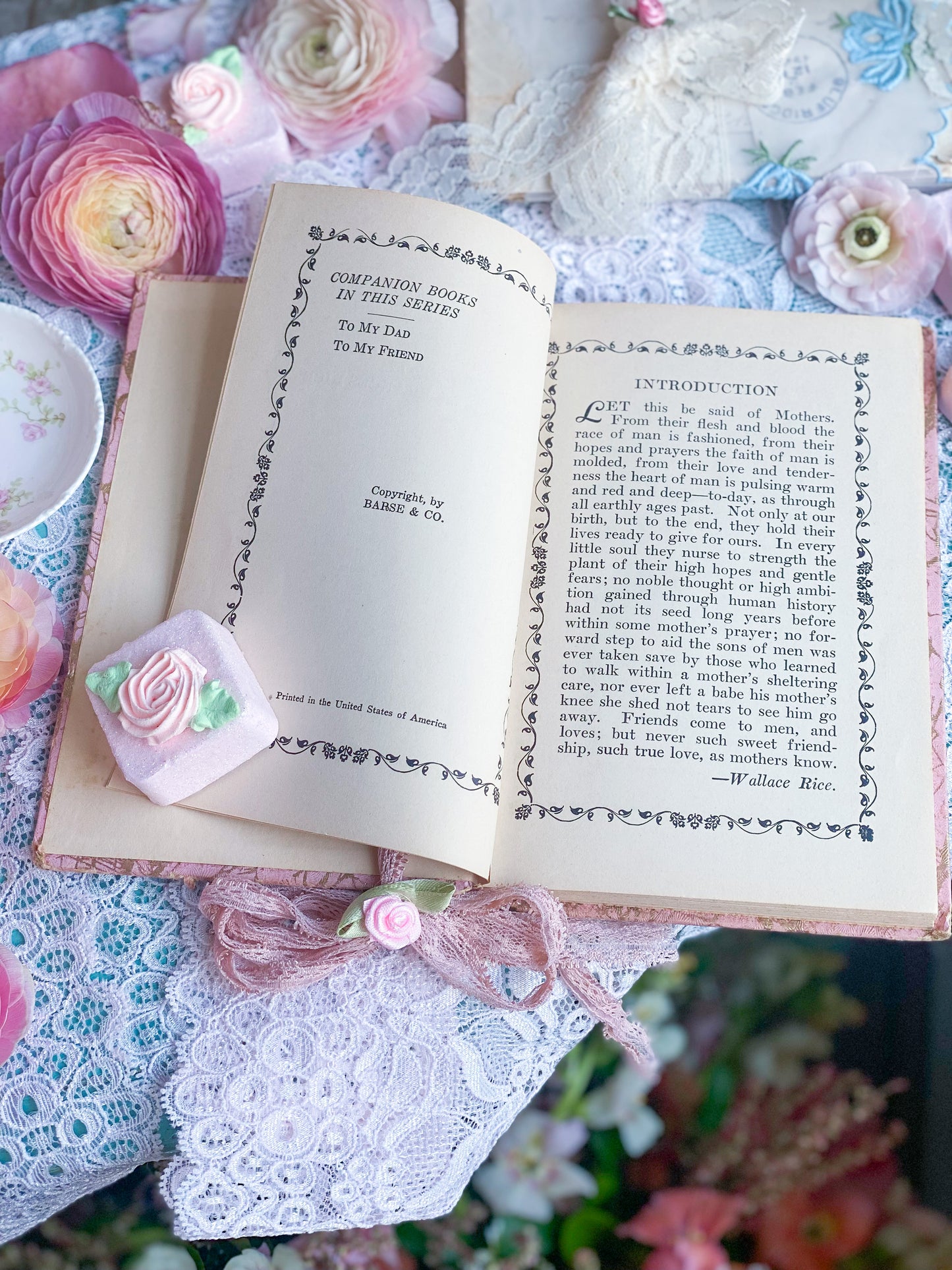 To My Mother - Pink & Gold Mother’s Day Gift Book