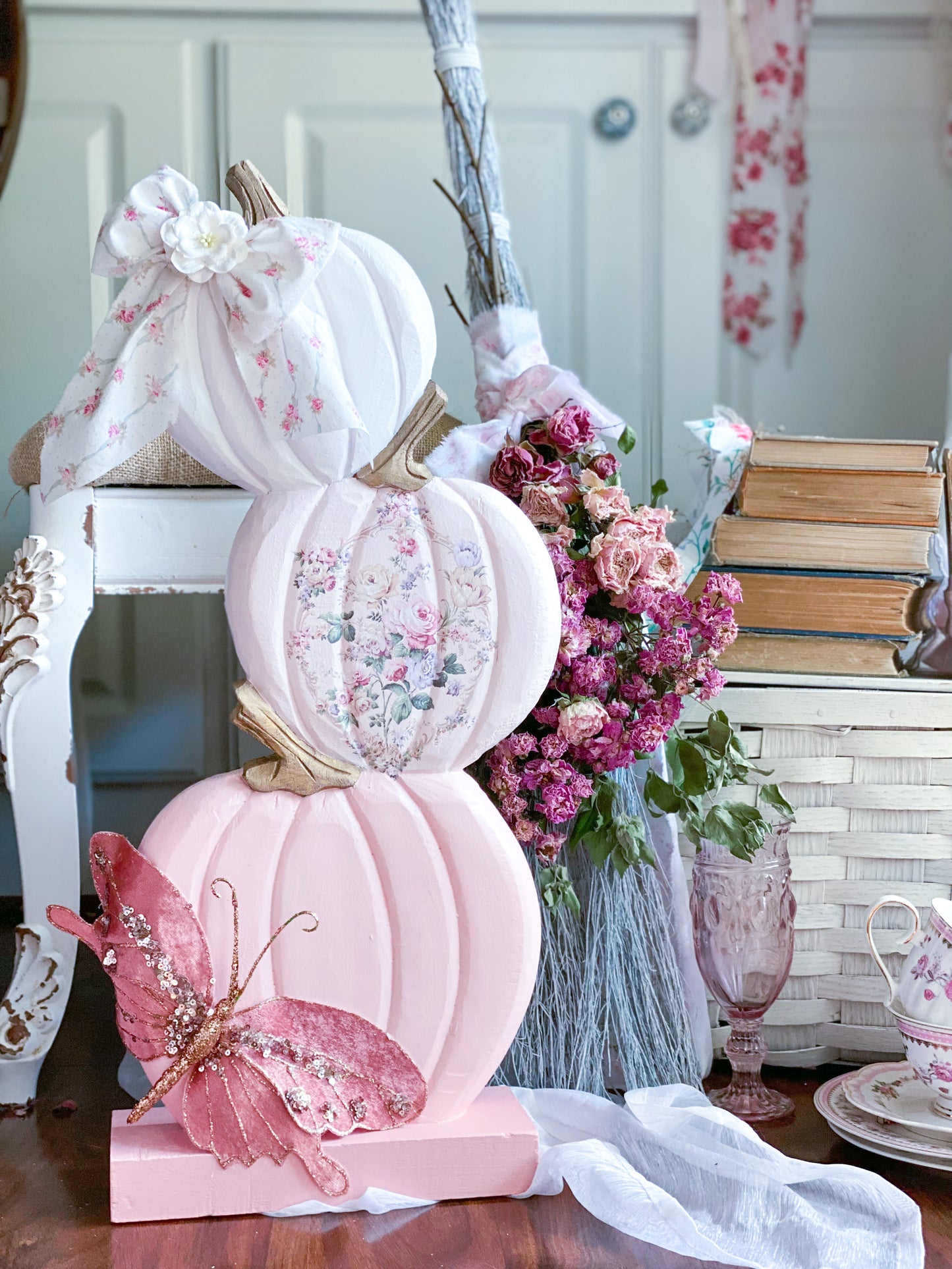 Bespoke Hand Painted Pink Ombré 3 Pumpkin Stack