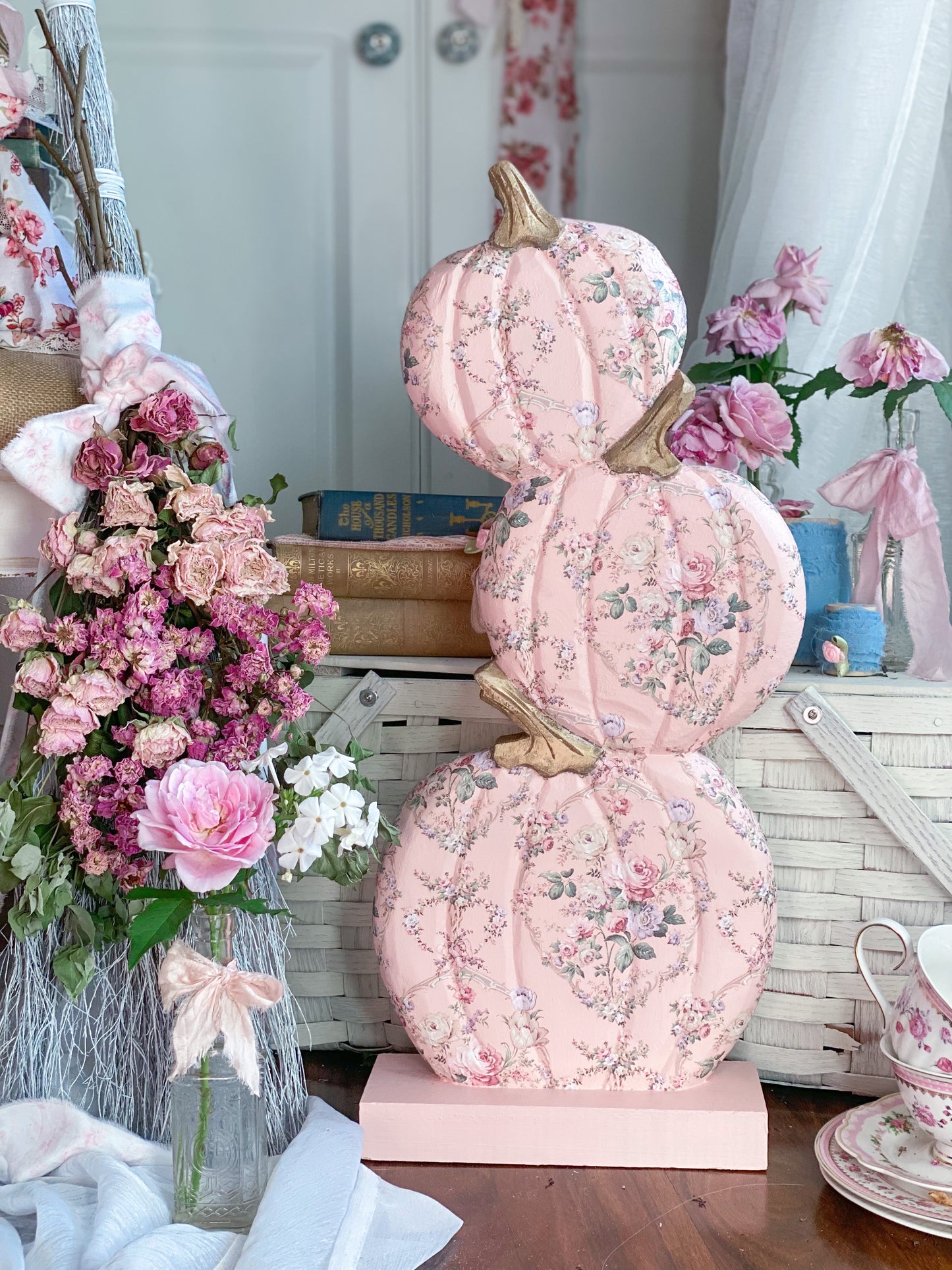 Bespoke Shabby Chic 3 Pumpkin Stack
