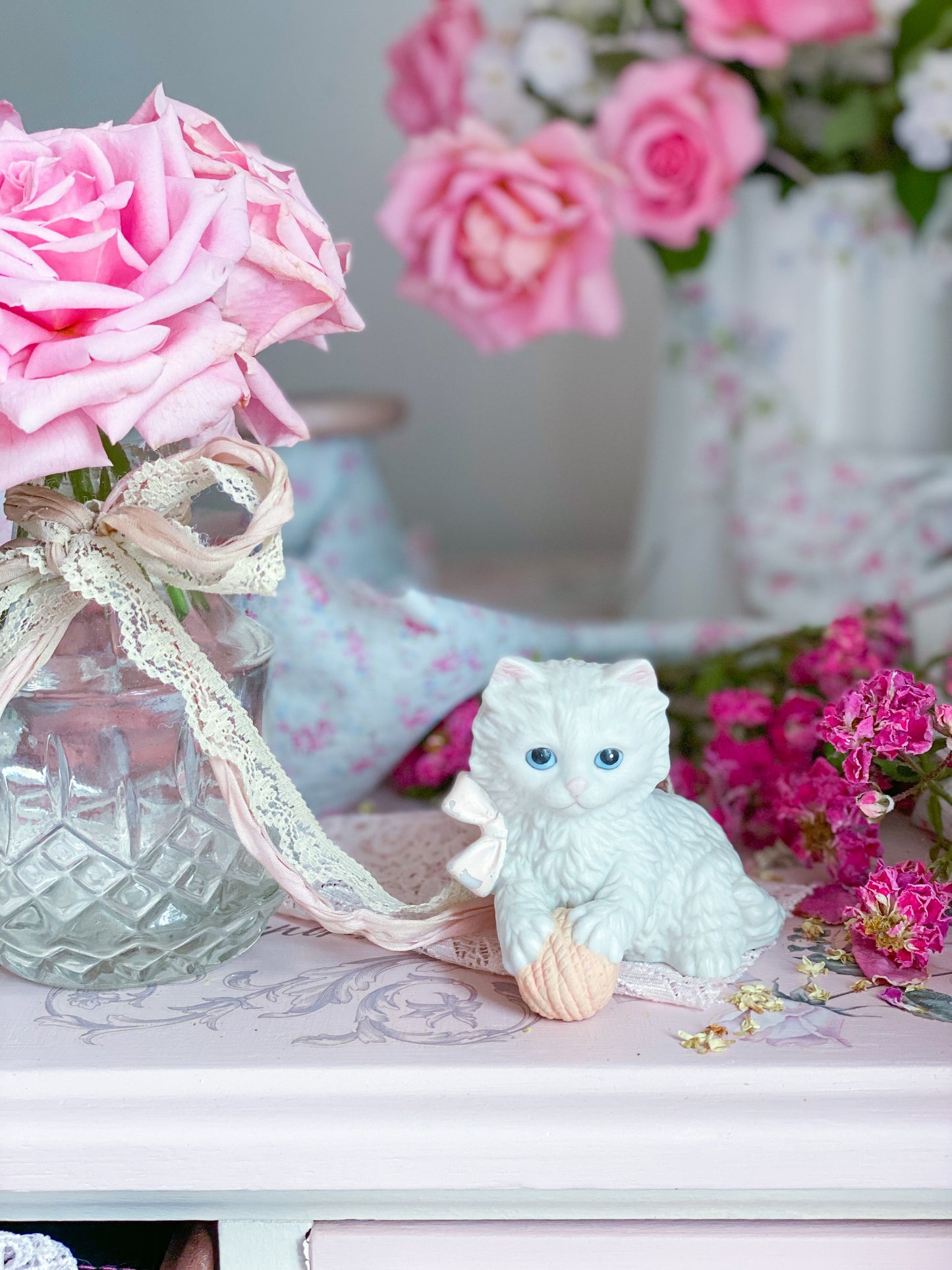 White Persian Cat Figurines
