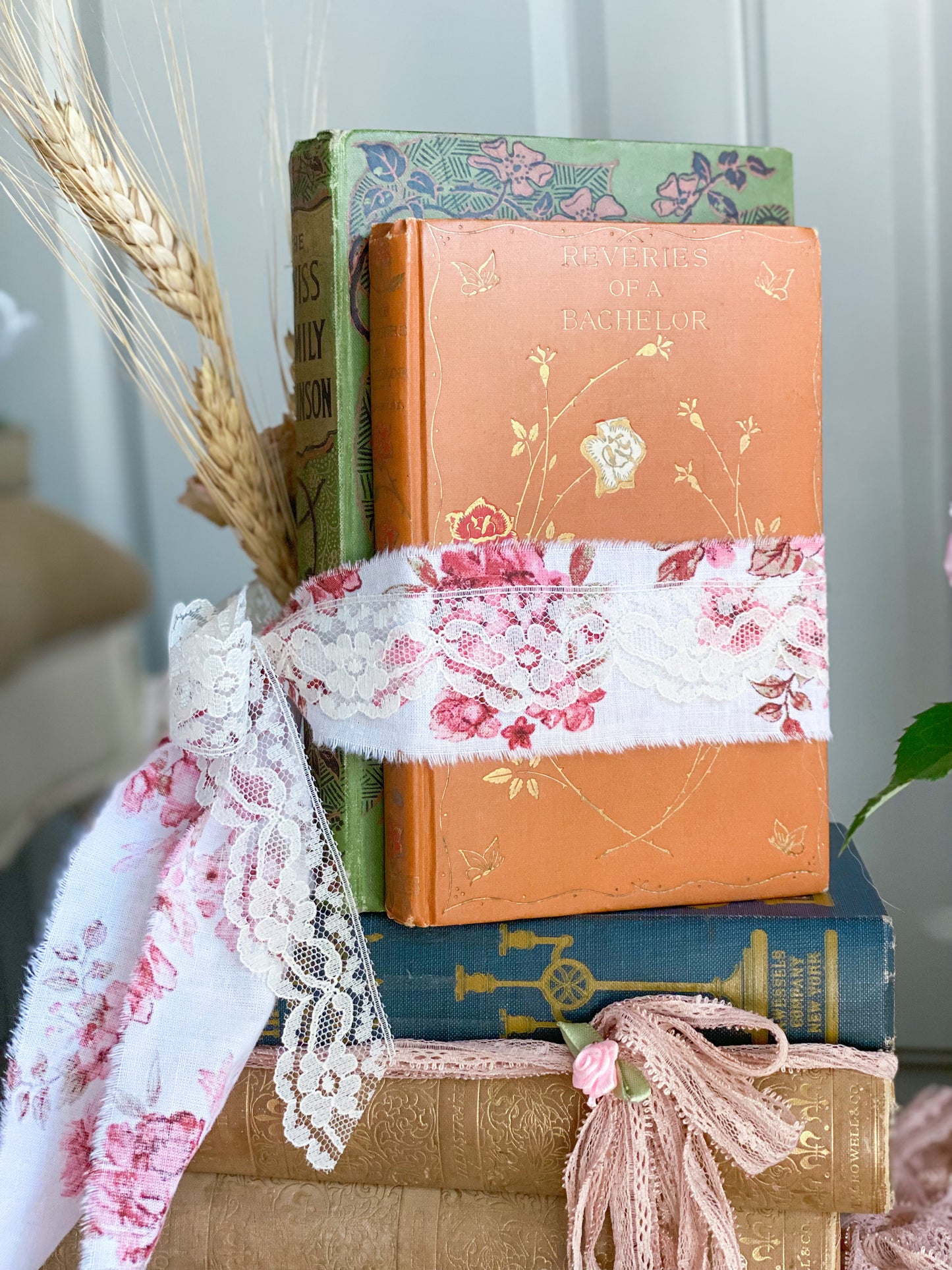Harvest Romance 3 Book Chesnut, Green and Pumpkin Floral Barton Cottage Set