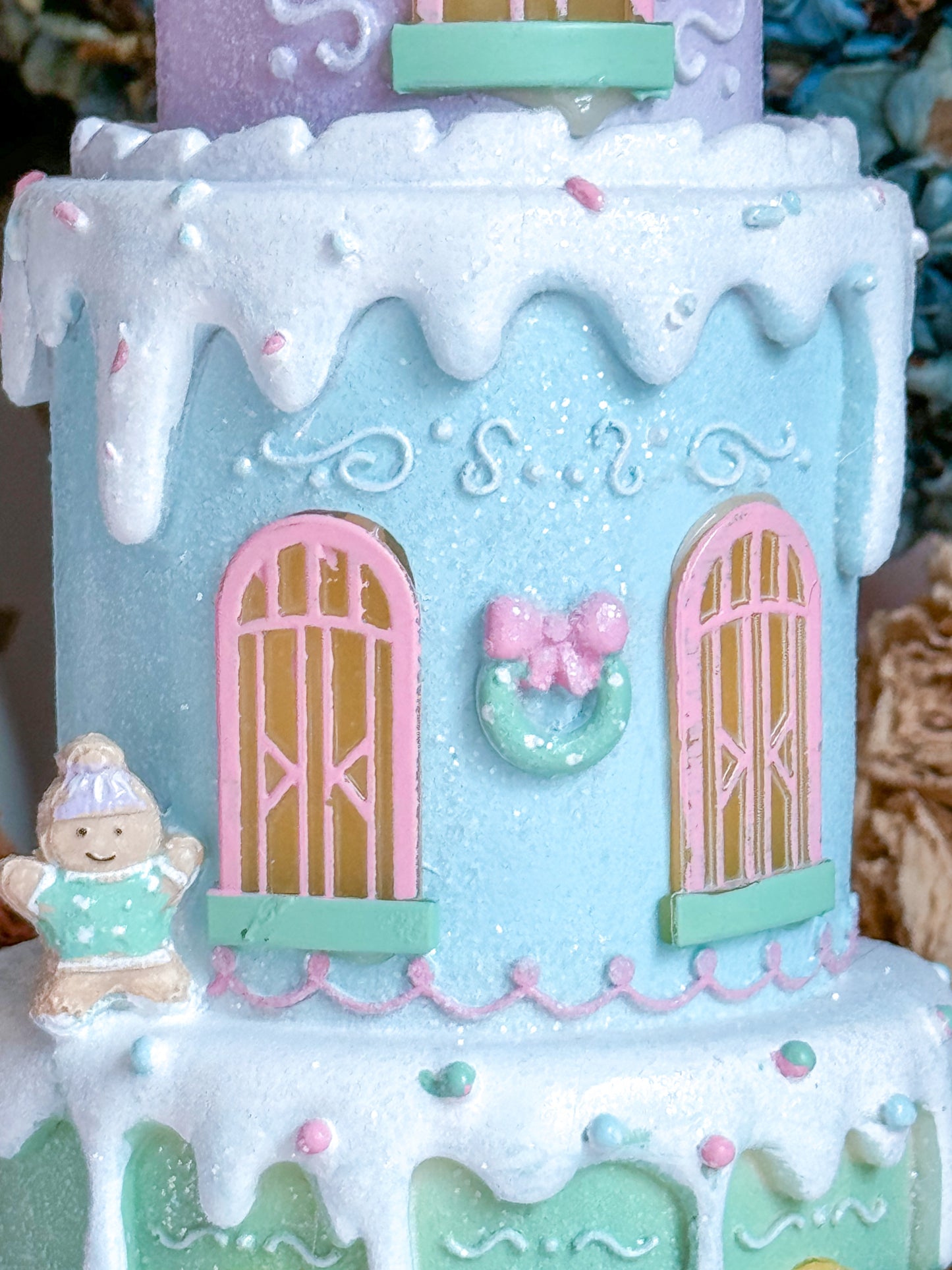 Pastel Pink, Green, Purple & Blue LED Light up Christmas Cake Gingerbread House