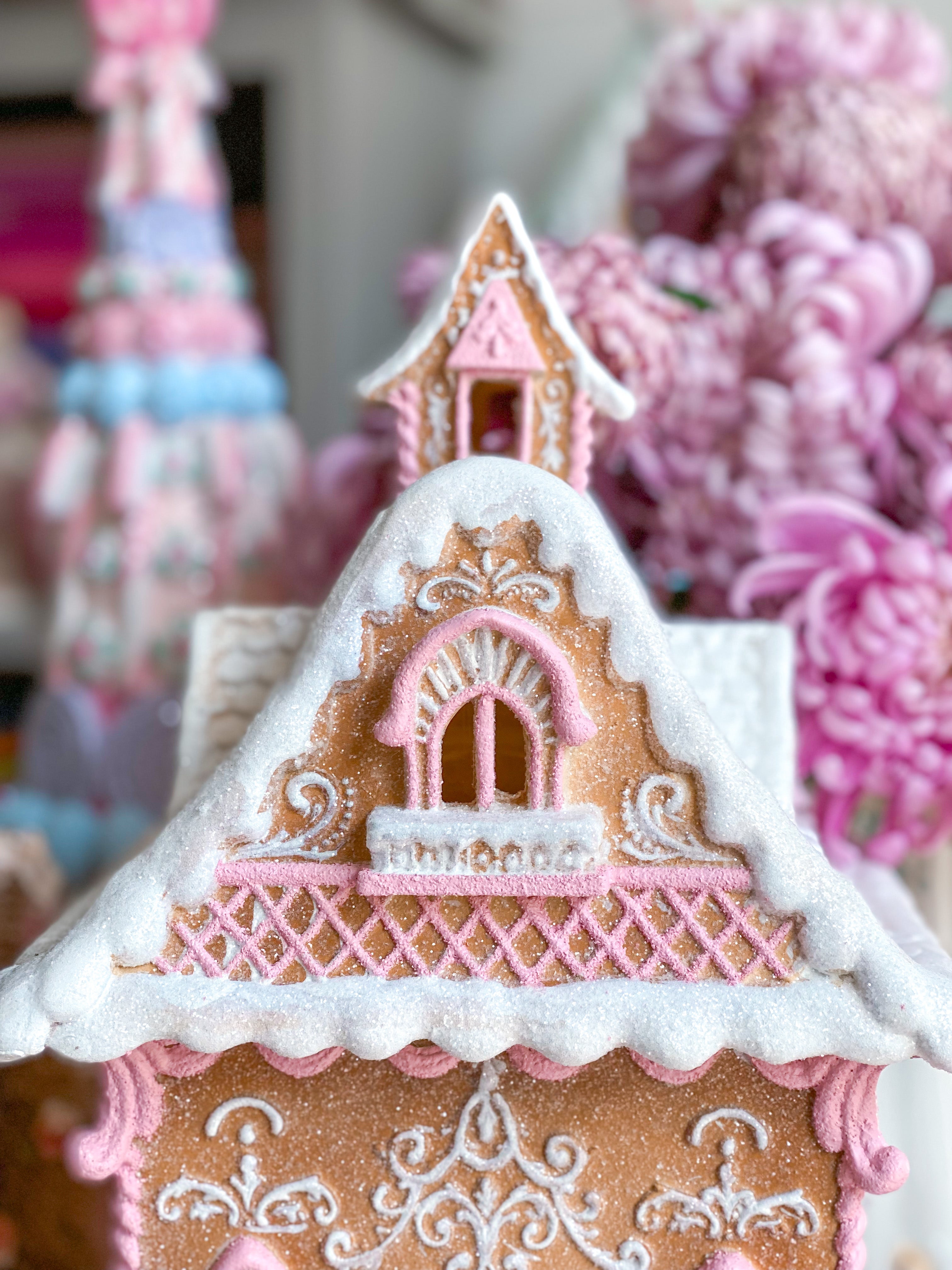 Pastel Pink Light Up Gingerbread House shops VHTF