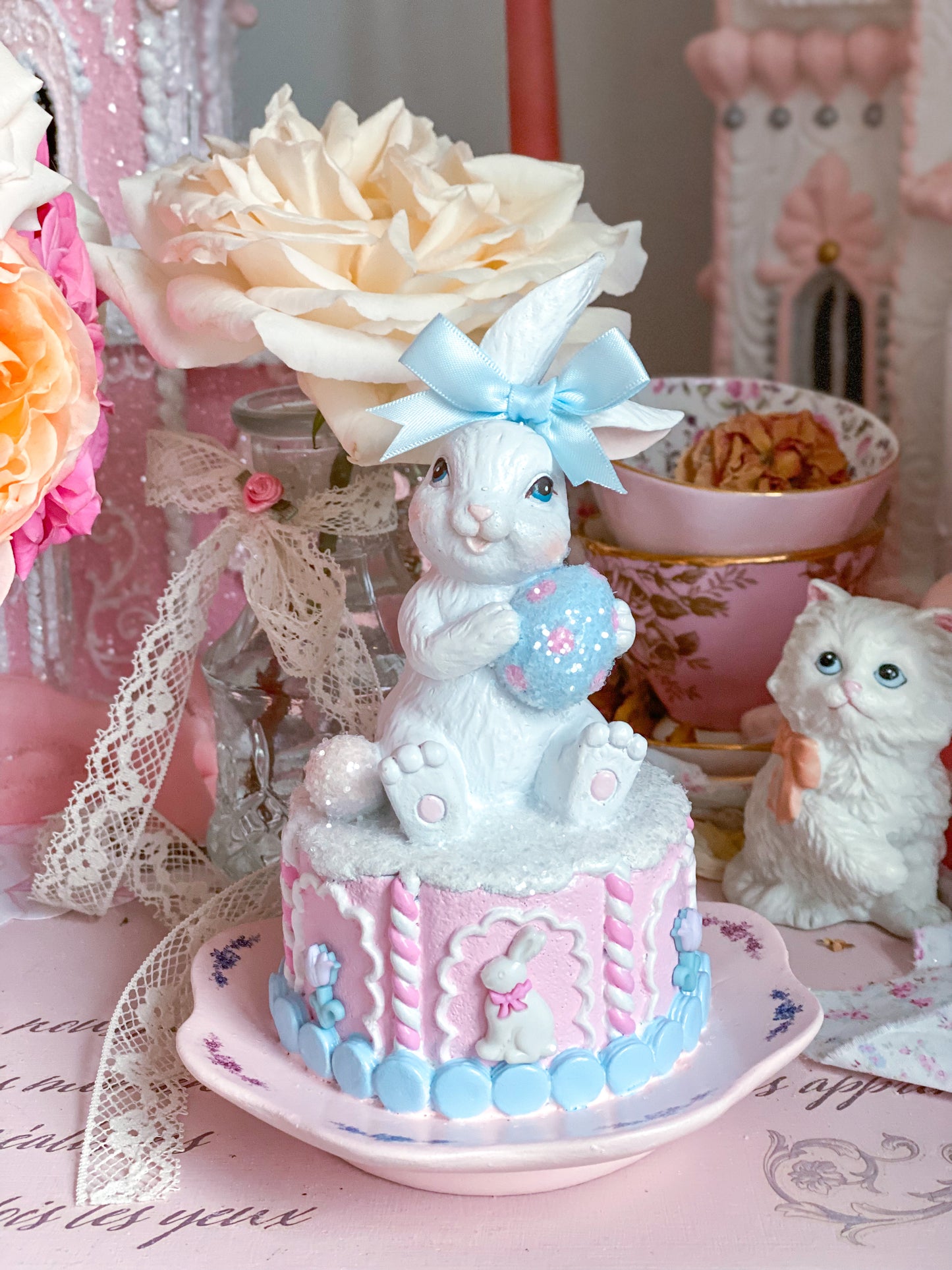 GLOW-UP COMMISSION: Bespoke Hand Painted Pastel Pink and Blue Easter Bunny on Cake