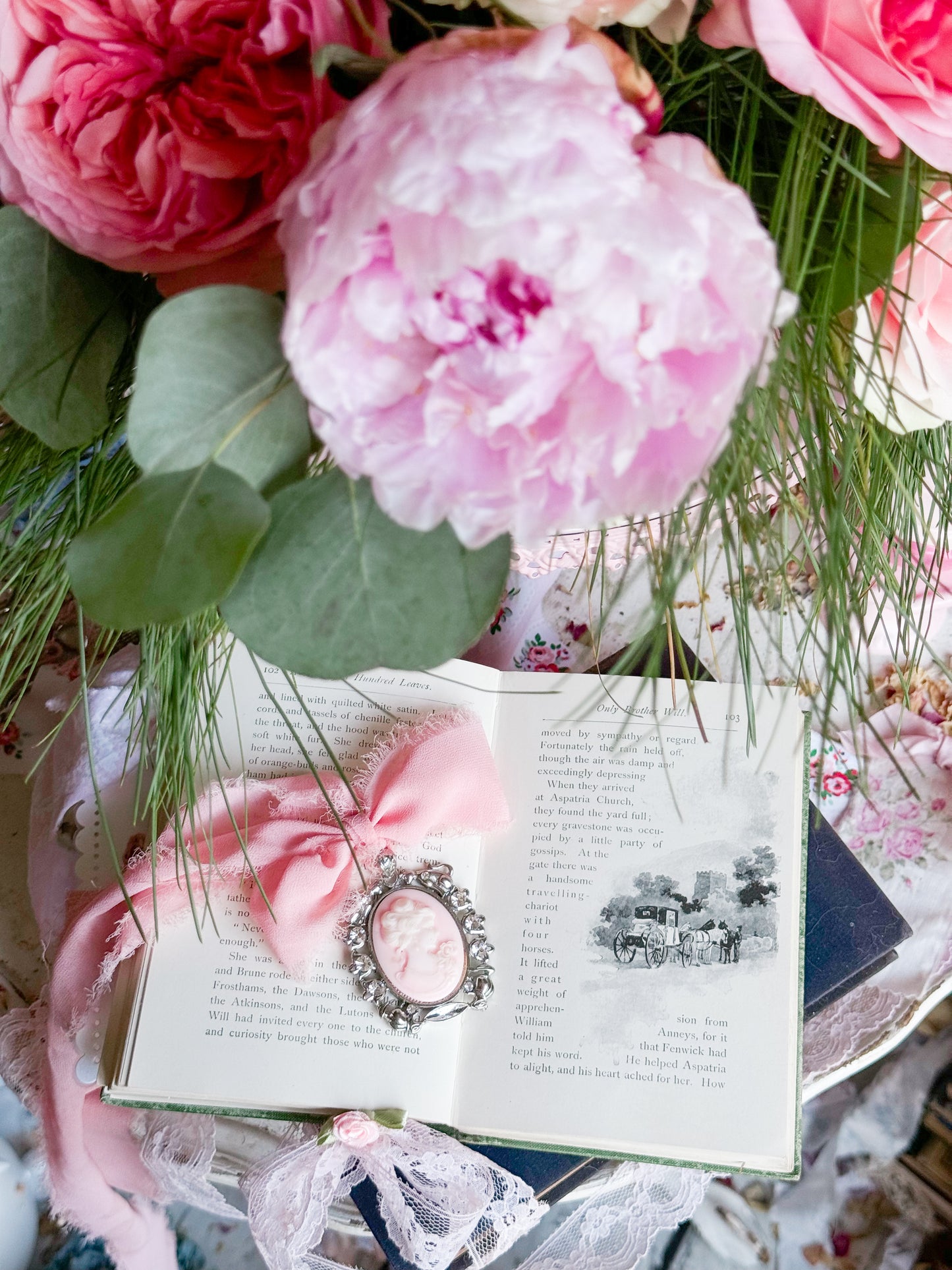 A Rose of A Hundred Leaves with Pink Rose Wreath Garland; First Edition