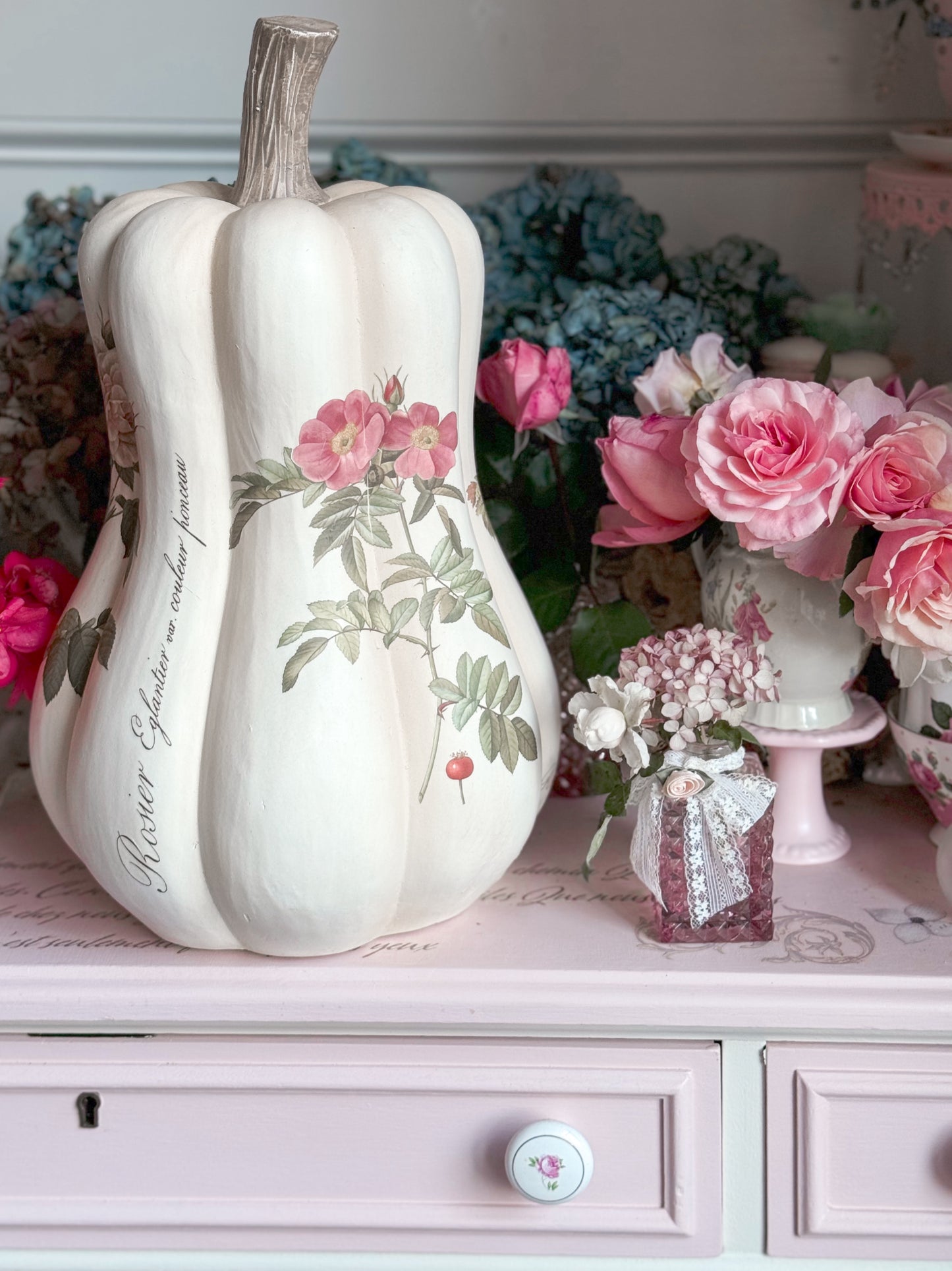 Bespoke Redoute Roses Pink and Cream Autumn Gourd Pumpkin