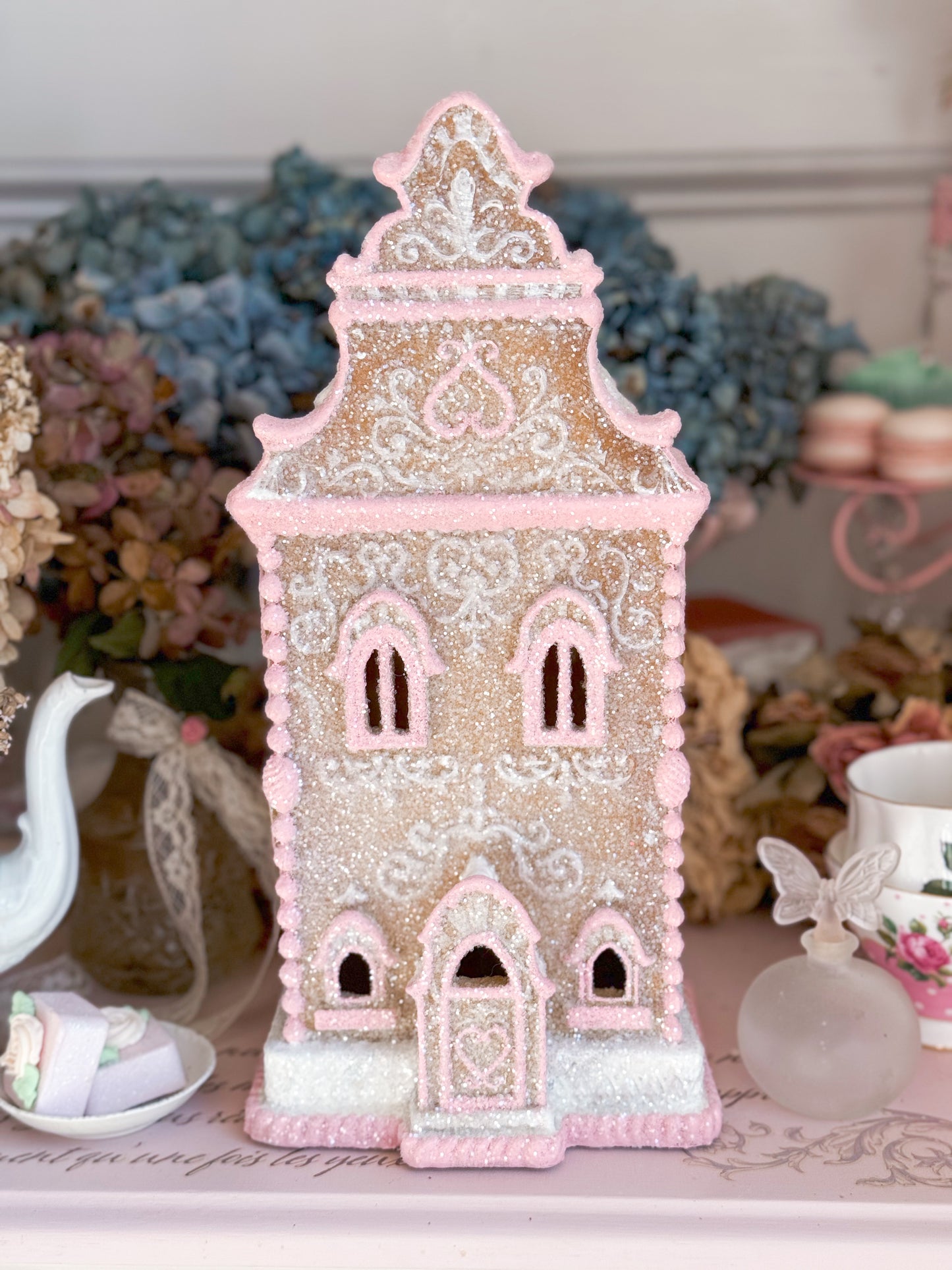 Bespoke Pink Icing Gingerbread House Bundle