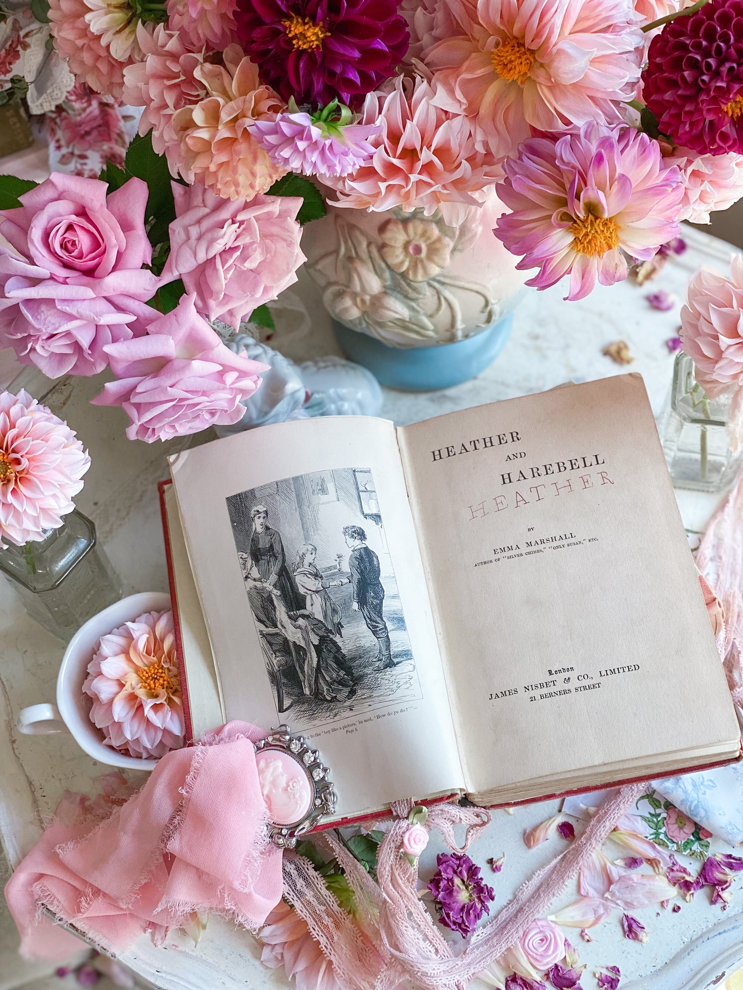 Rosa Vintage Heidekraut und Glockenblumen