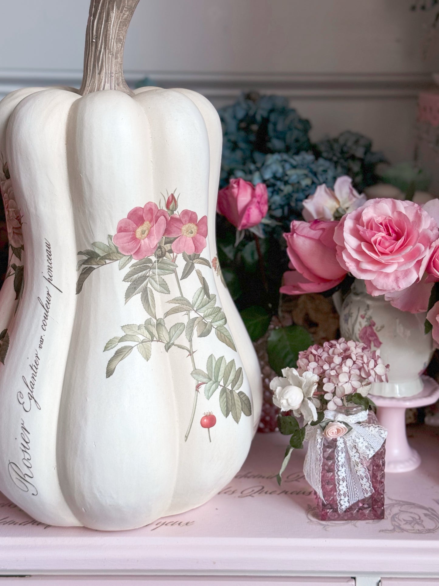 Bespoke Redoute Roses Pink and Cream Autumn Gourd Pumpkin