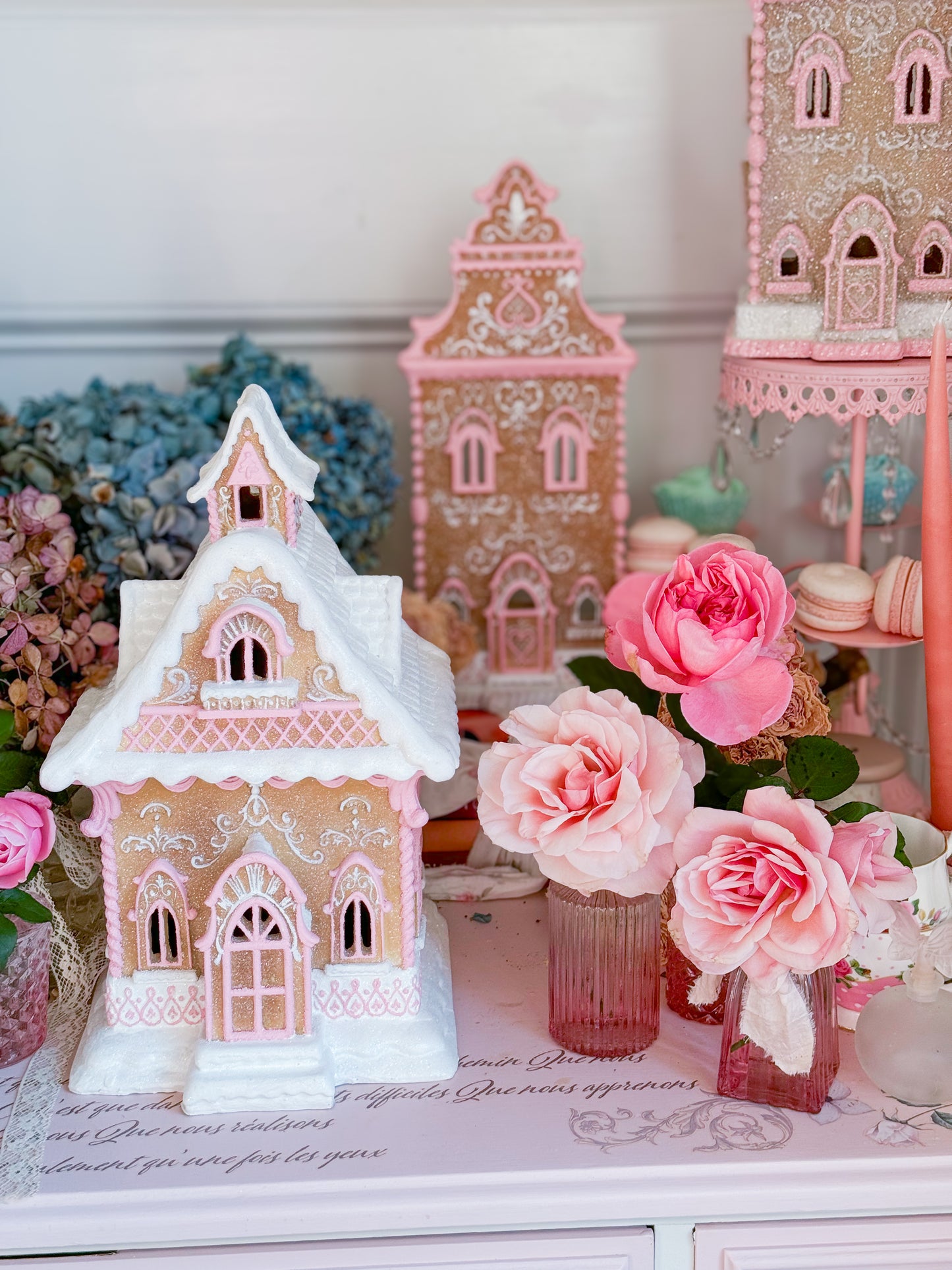 Bespoke Pink Icing Gingerbread House Bundle