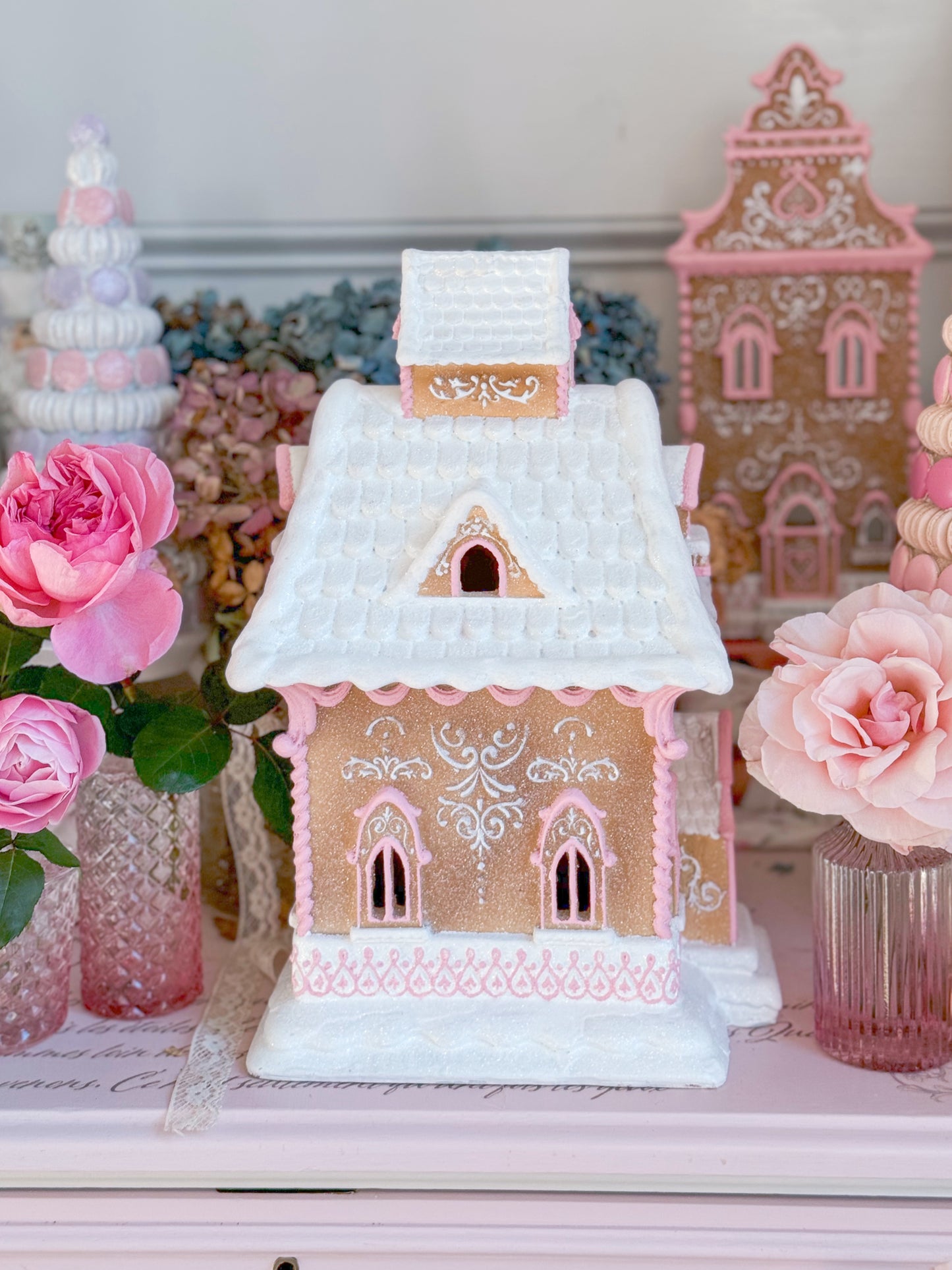 Bespoke Pink Icing Gingerbread House Bundle