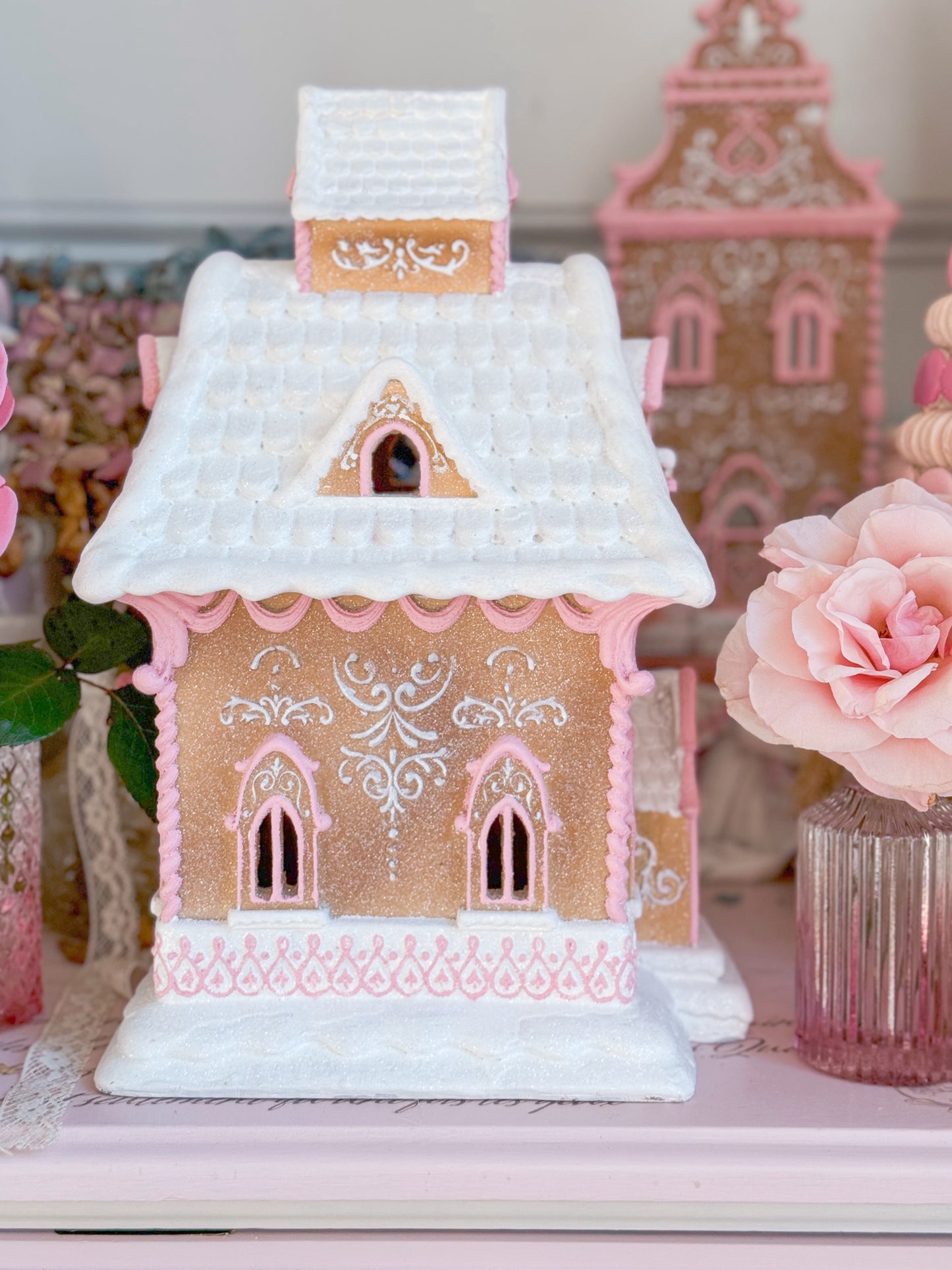 Bespoke Pink Icing Gingerbread House Bundle