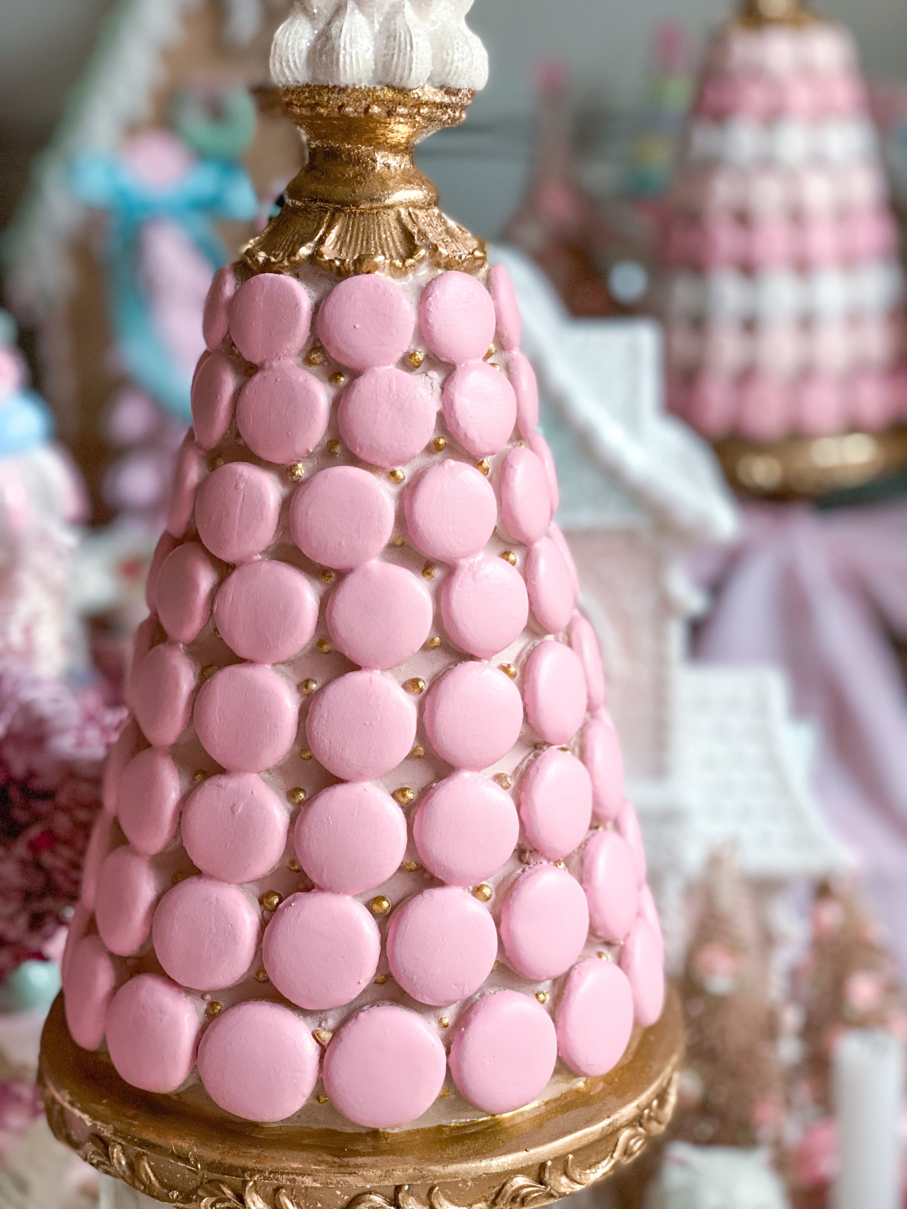 Stunning 20” Pink White Gold Macaroon Tree top