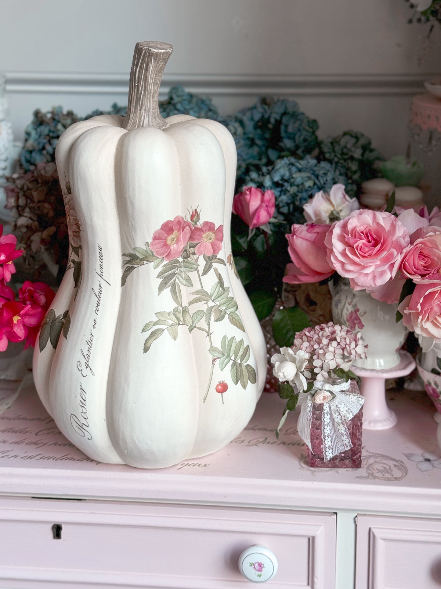 Bespoke Redoute Roses Pink and Cream Autumn Gourd Pumpkin