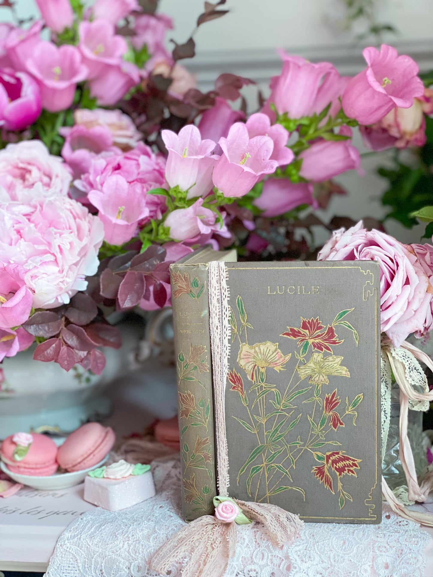 Lucile with Grey Floral Cover