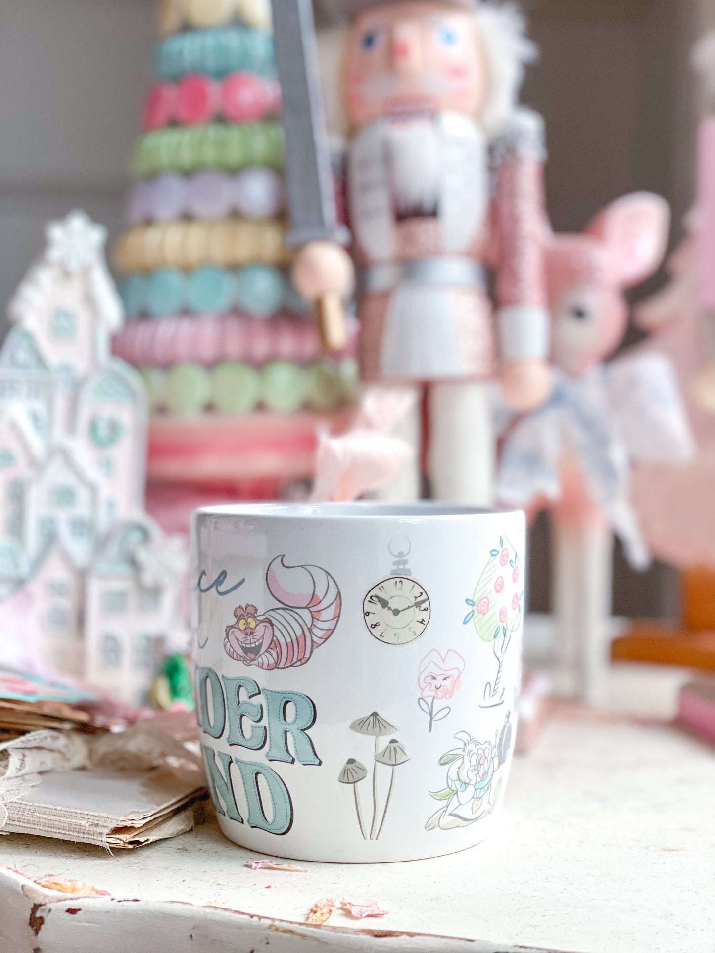 Alice in Wonderland Mug and Cheshire Cat Tea Infuser Set