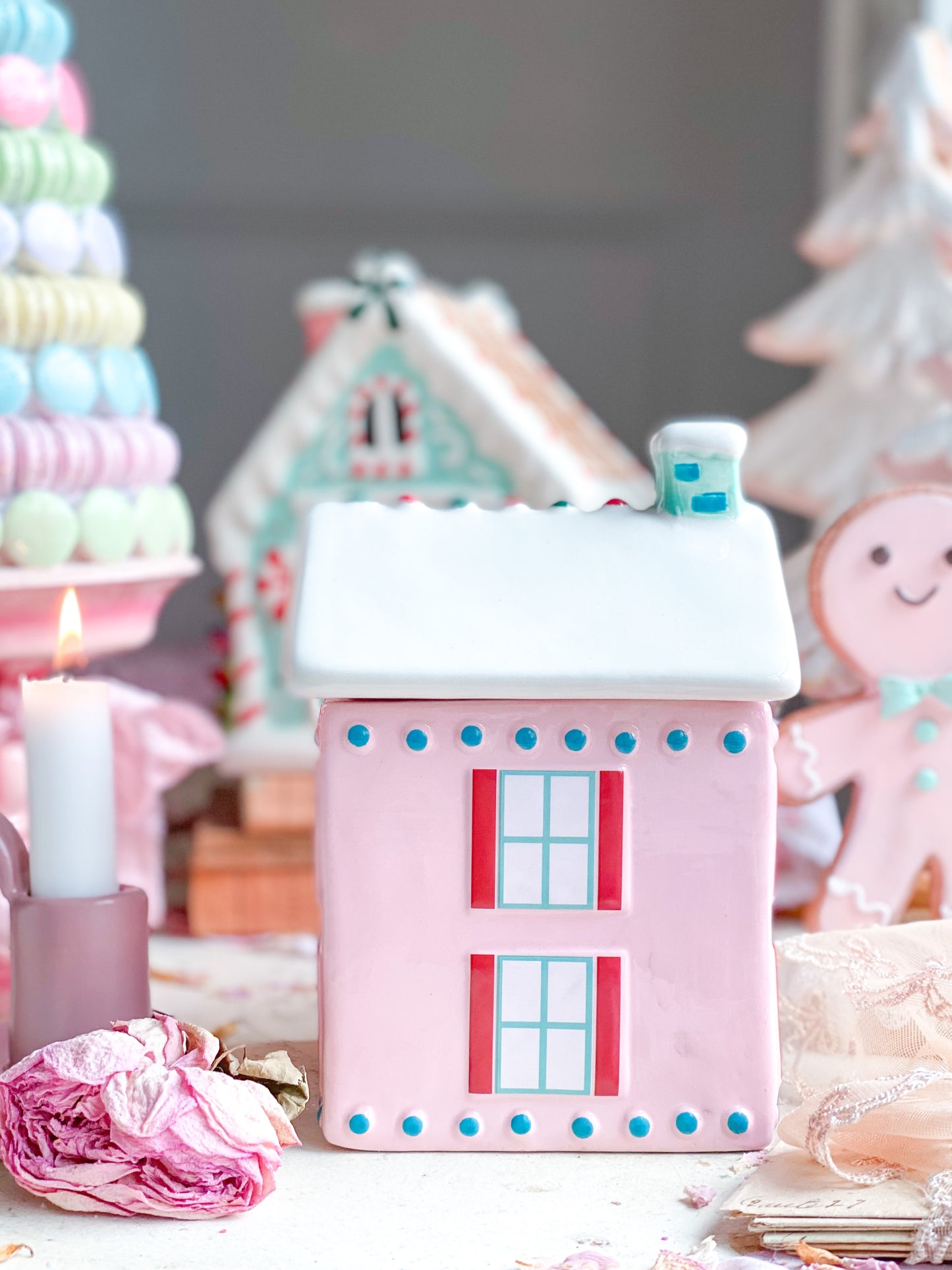 Pink Gingerbread House candle by Isaac Mizrahi
