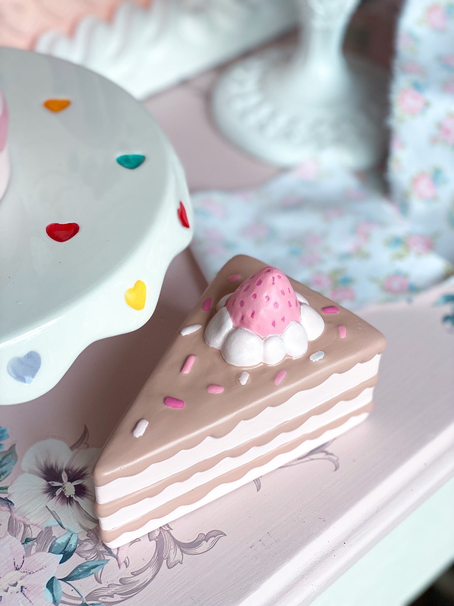Mini pasteles pintados a mano a medida