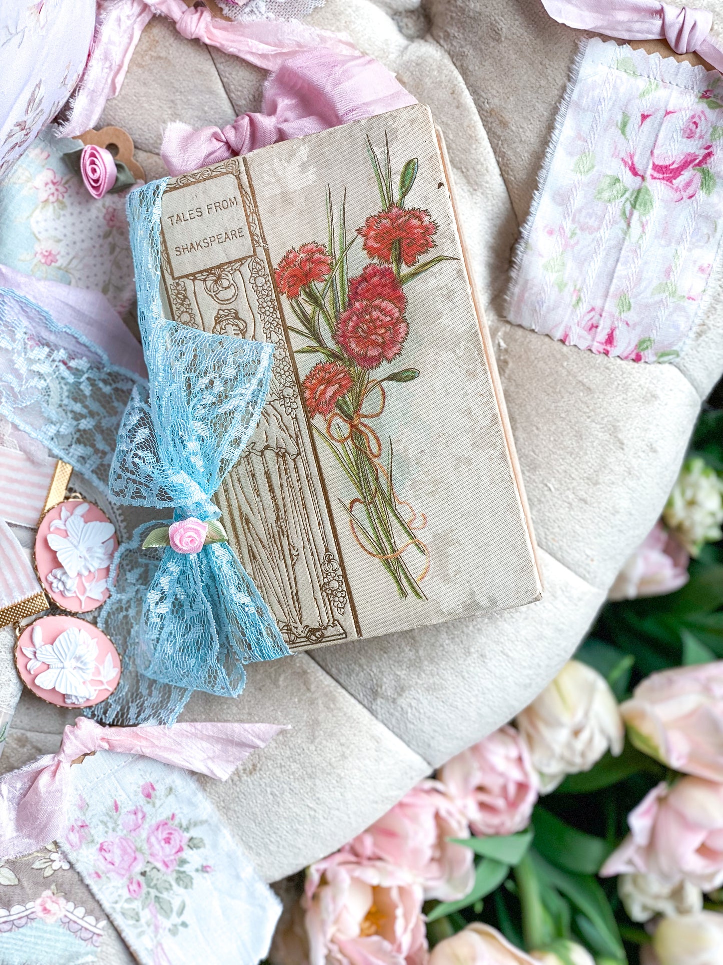 Tales From Shakespeare by Lamb with Pink Floral Cover