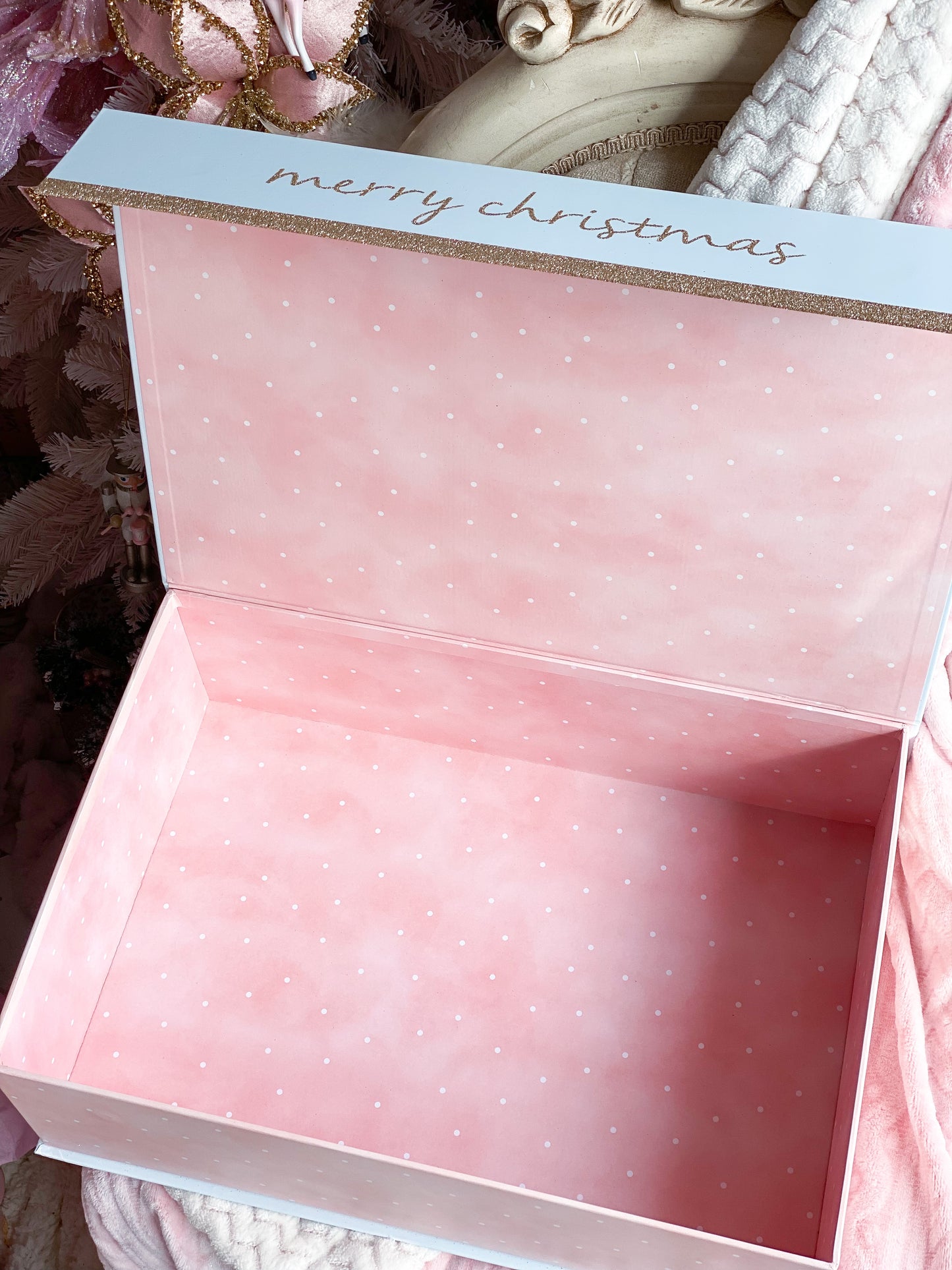 Pink Vintage Car Gift Boxes