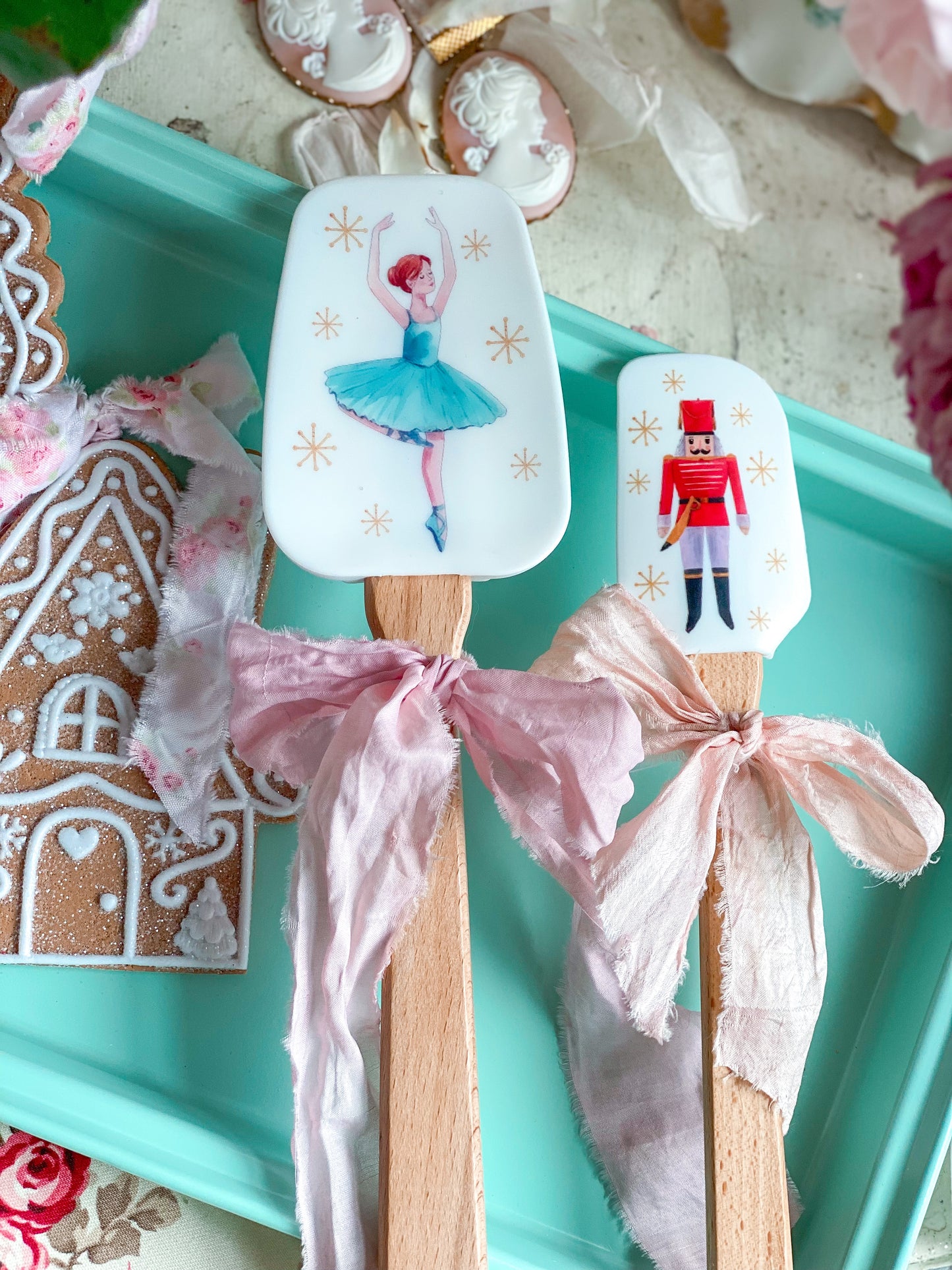 Teal Brownie Pan with Nutcracker and Ballerina Spatulas