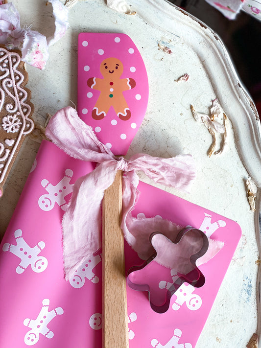 Pink Gingerbread Baking Set